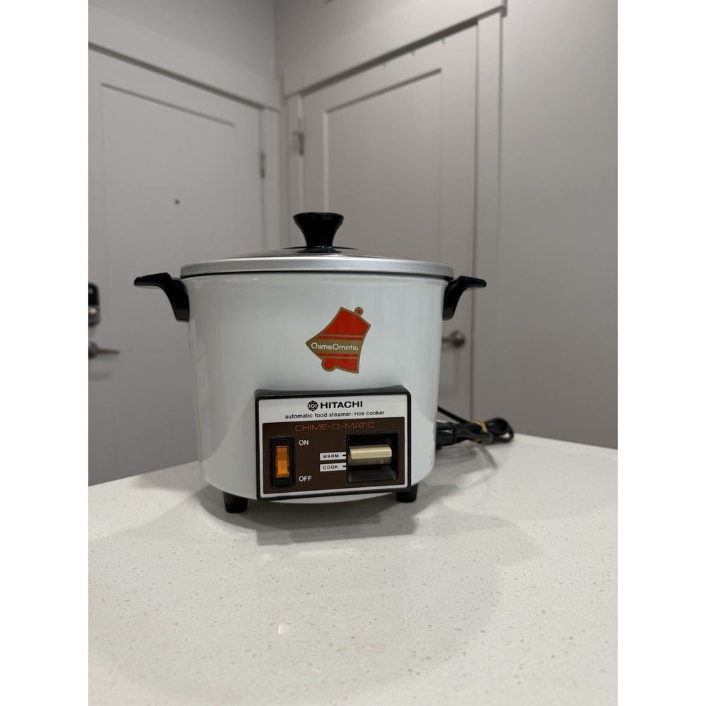 Hitachi Rd-4053 Chime O Matic 5.6 Cup Rice Cooker & Steamer